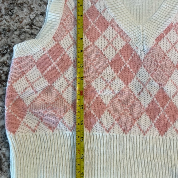 Small Shein Oversized Shein Sweater Knit Vest Juniors Womens Lightweight Pink - Picture 3 of 6
